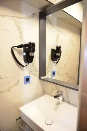 suite-1